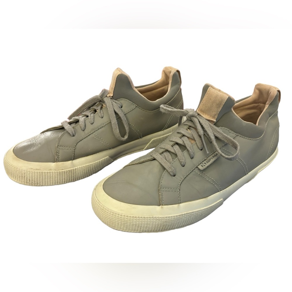 Superga‎ Women’s Gray Leather Sneakers Size 6.5